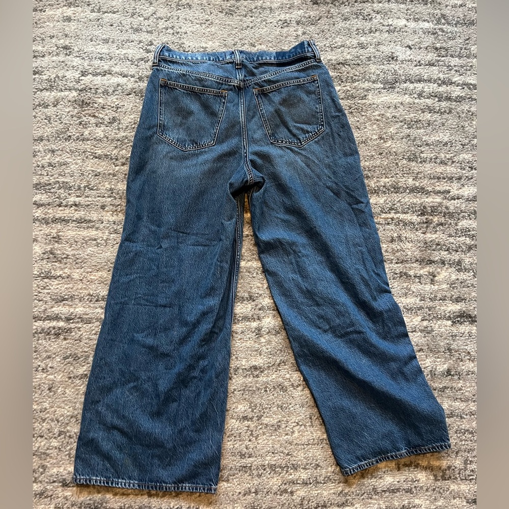 Abercrombie The wide leg high rise Jean 8/29 short